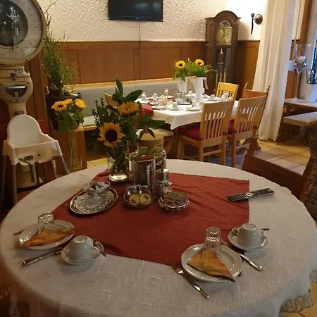 Zur Schleuse Hotel