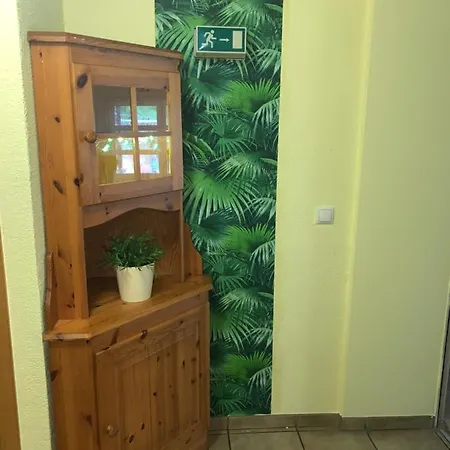 Zur Schleuse Отель Даттельн