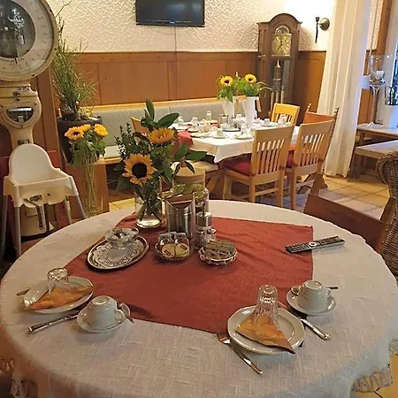 Zur Schleuse Hotel