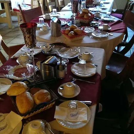 Zur Schleuse Hotel *