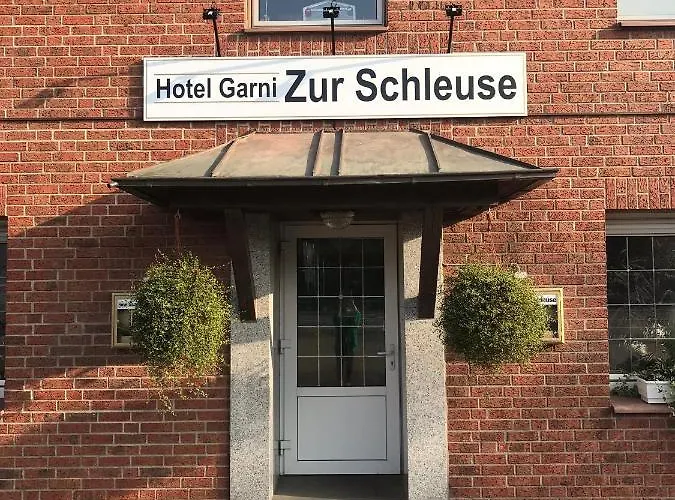 Zur Schleuse فندق داتلن