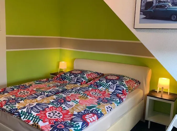 Zur Schleuse فندق داتلن